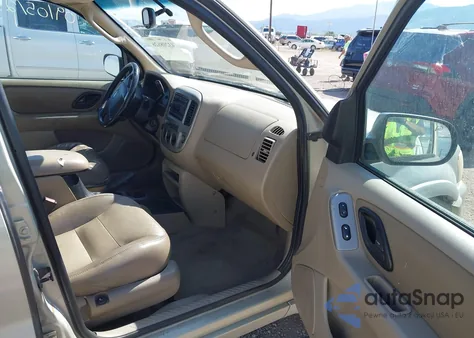 2004 Ford Escape Limited из США, поврежденный, VIN 1FMCU94144KB67203